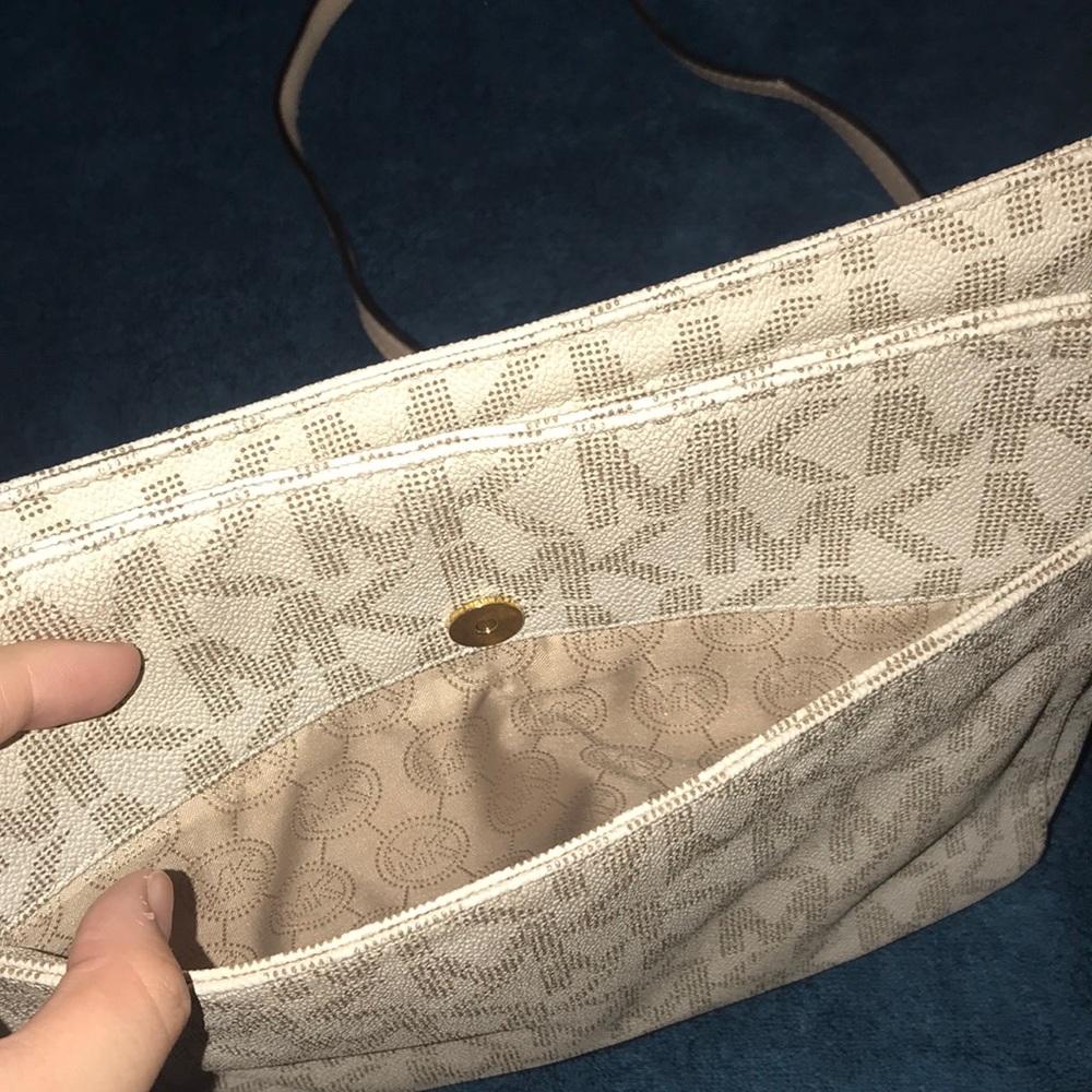 Michael Kors Purse - Picture 2 of 4